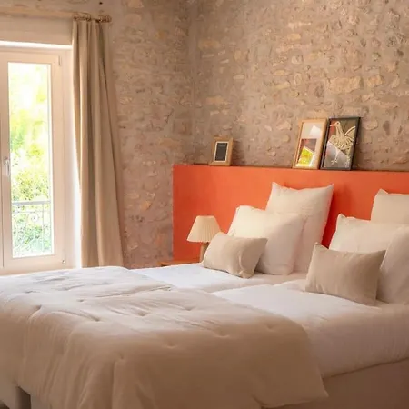 Maison Proche De Paris, La Source * Chalo-Saint-Mars