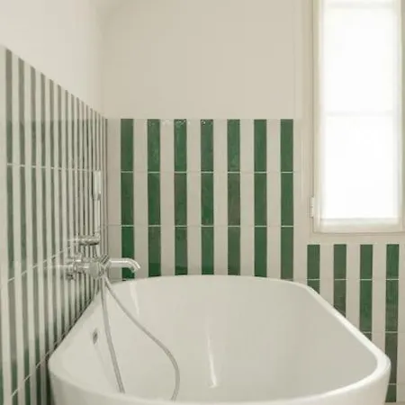 Maison Proche De Paris, La Source Villa Chalo-Saint-Mars