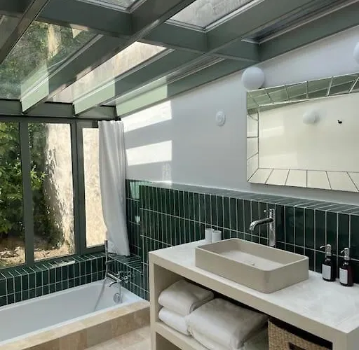 Maison Proche De Paris, La Source