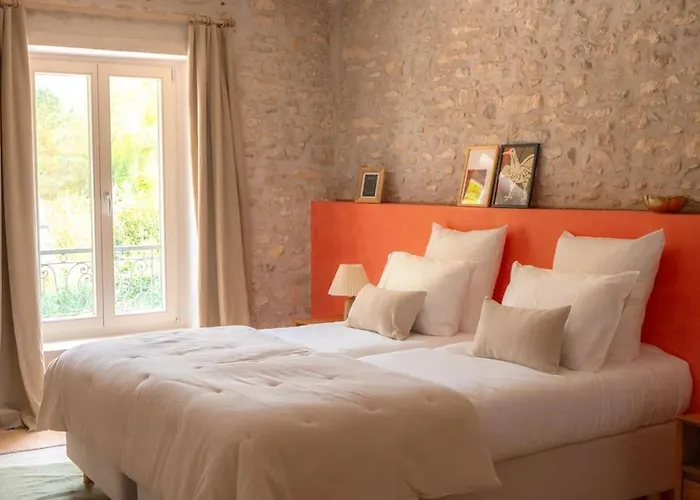 Maison Proche De Paris, La Source * Chalo-Saint-Mars