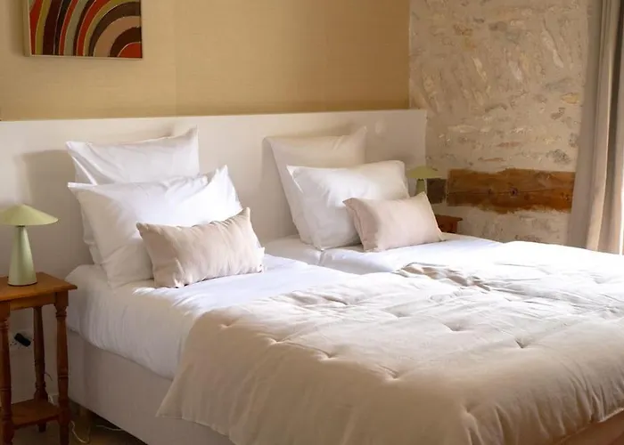 Maison Proche De Paris, La Source * Chalo-Saint-Mars