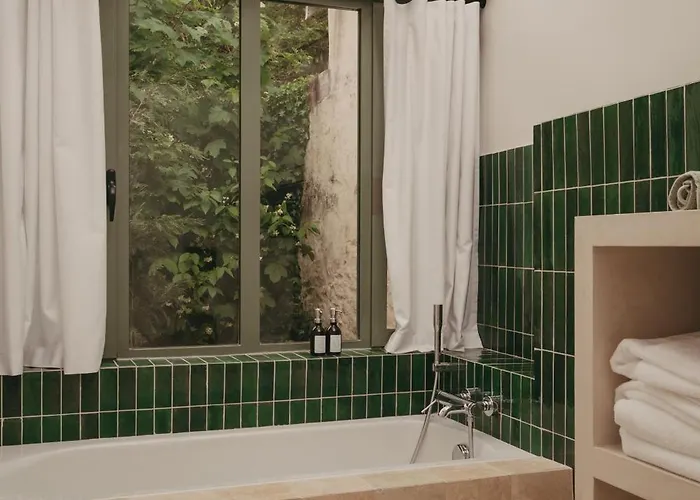 Maison Proche De Paris, La Source